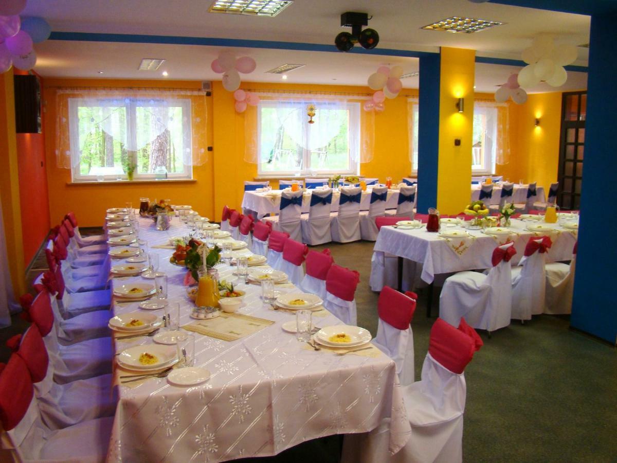Osrodek Wypoczynkowy Oaza Hotel Kuznica Zbaska ภายนอก รูปภาพ