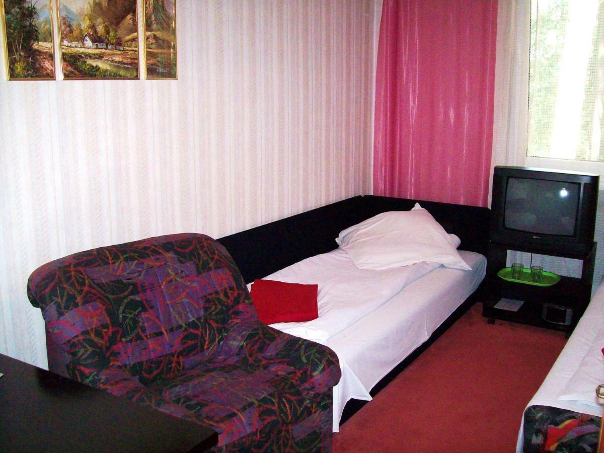 Osrodek Wypoczynkowy Oaza Hotel Kuznica Zbaska ภายนอก รูปภาพ